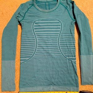 Lululemon long sleeve